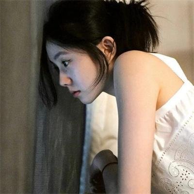 丹特丽安的书架